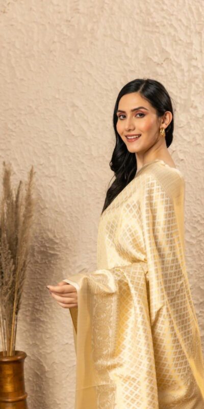 Attractive Off White Lichi Silk Jacquard Work Saree | Sarees, Bollywood Sarees, Creative Sarees, Designer Sarees, Embroidered Sarees, Ethnic Saree, Modern Digital sarees, Party Wear Sarees