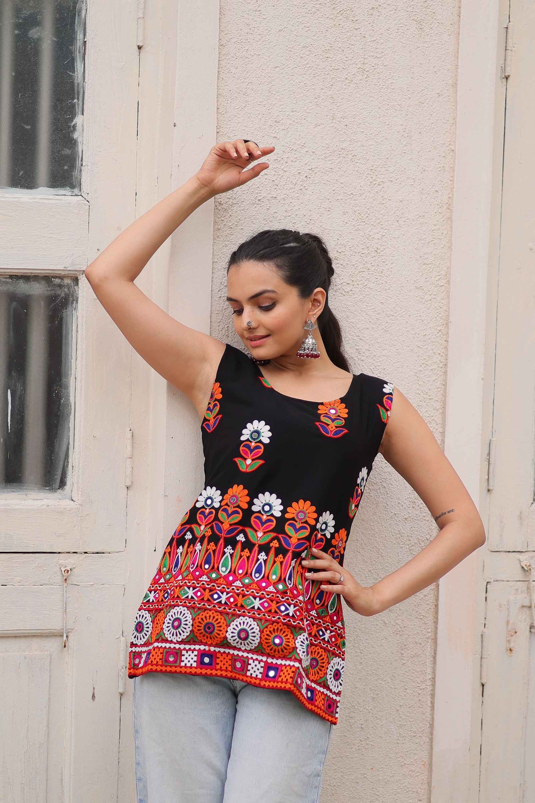 KA 1196 Black Georgette Kurti with Gamthi Work.Wedding, Party, Festive, Events, Exclusive Offer ₹1469. Delivery 4-6 Working Days. Shop now. | Kurti, Bollywood Kurti, Creative Kurtis, Designer Kurti, Party Wear Kurti, Selfie Kurti