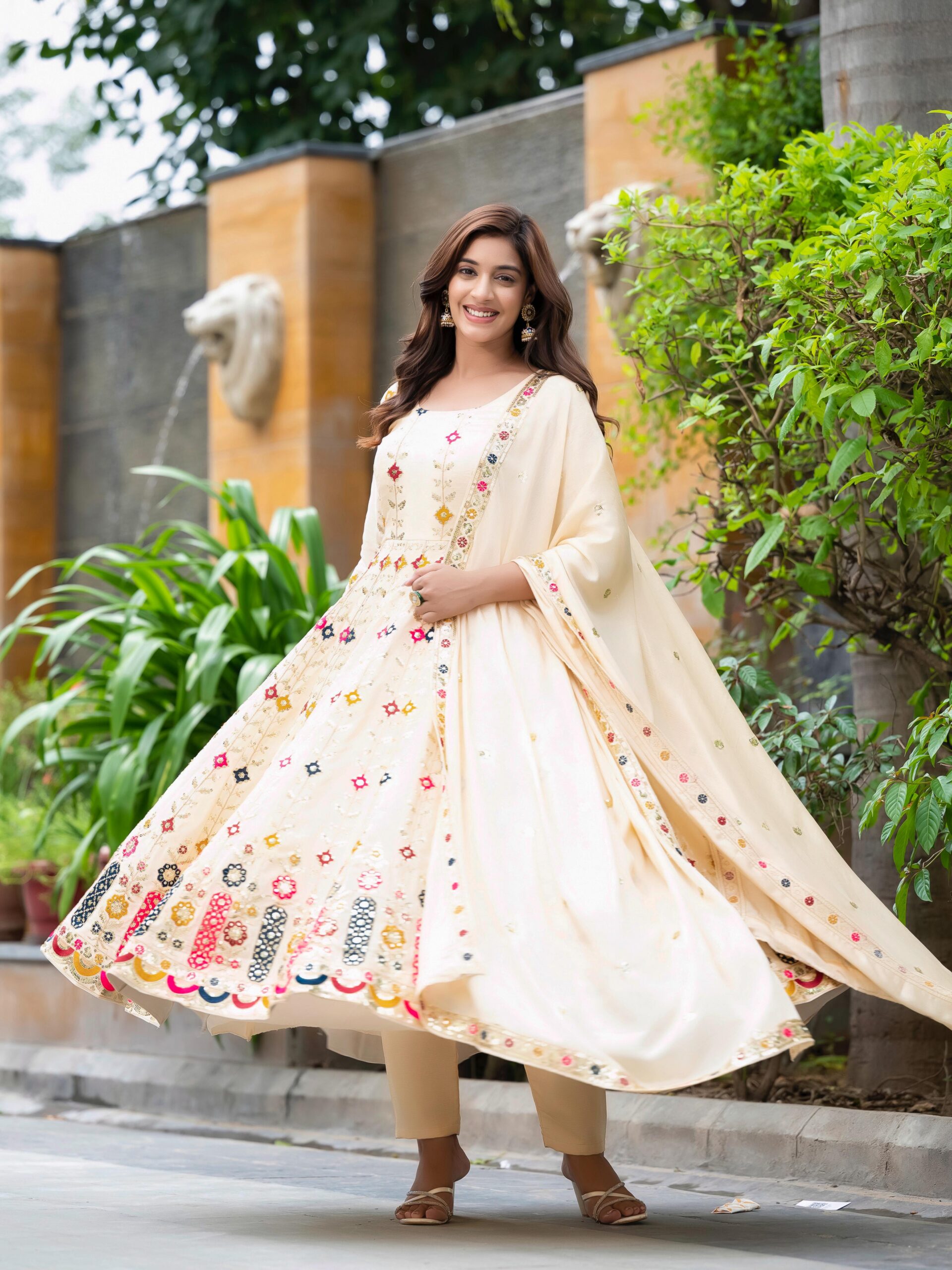 Cream Chinon Silk Cut Work Embroidery Anarkali Suit | Anarkali Suits, Bollywood Anarkali, Creative-Anarkali, Designer Anarkali, Embroidered Anarkali, Party Wear Anarkali