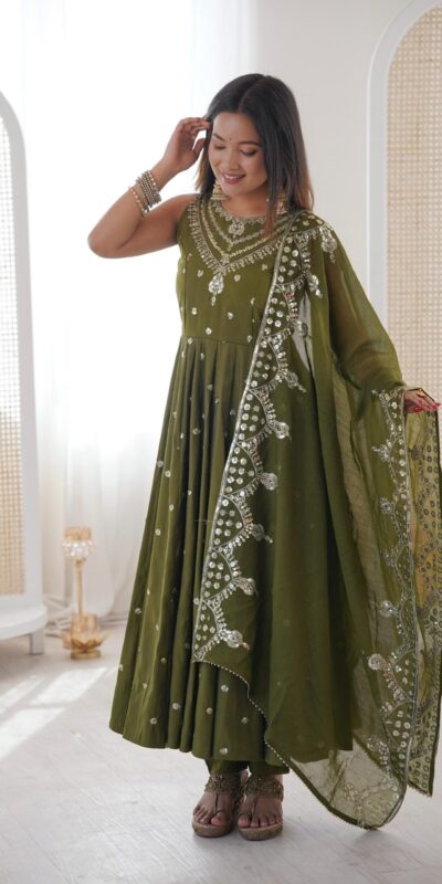 Elegant Mehendi Roman Silk Embroidery Work Gown | Gowns, Bollywood Gowns, Creative Gowns, Designer Gowns, Embroidered Gowns, Party Wear Gowns