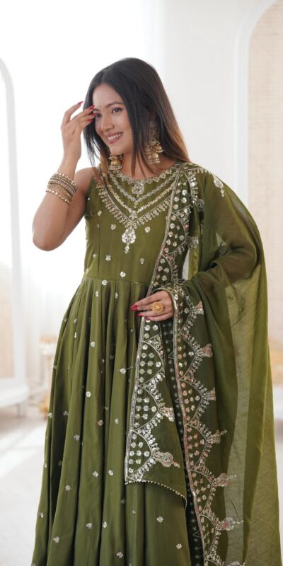 Elegant Mehendi Roman Silk Embroidery Work Gown | Gowns, Bollywood Gowns, Creative Gowns, Designer Gowns, Embroidered Gowns, Party Wear Gowns