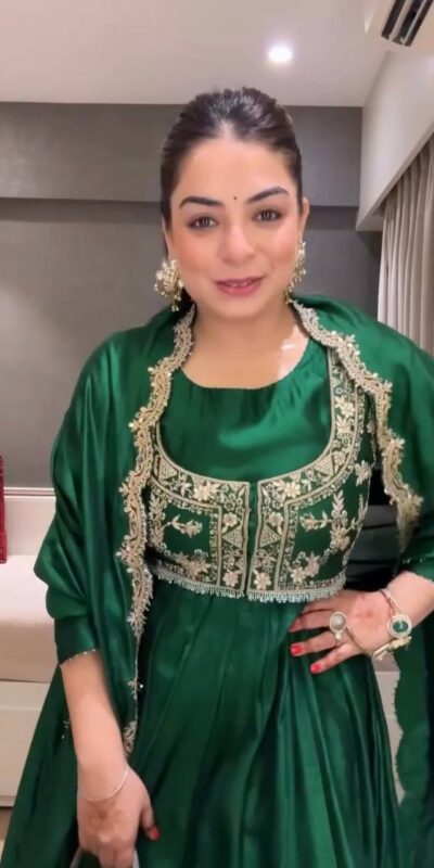 Green Chinon Silk Sequins Embroidery Work Gown | Gowns, Bollywood Gowns, Creative Gowns, Designer Gowns, Embroidered Gowns, Party Wear Gowns