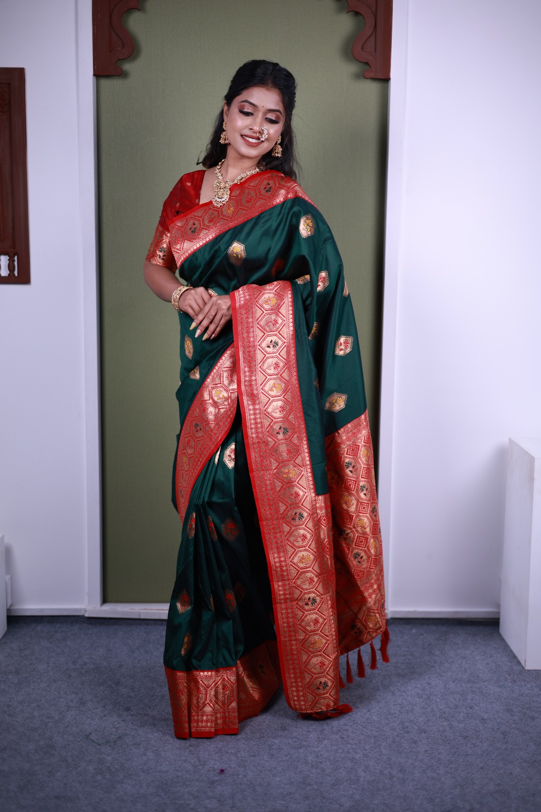 Green Soft Paithani Silk Zari Work Lace Saree | Sarees, Bollywood Sarees, Creative Sarees, Designer Sarees, Embroidered Sarees, Ethnic Saree, Modern Digital sarees, Party Wear Sarees
