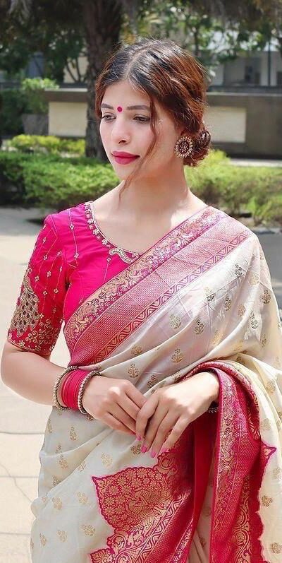 Half White Soft Litchi Silk Jacquard Work On All Over Saree | Sarees, Bollywood Sarees, Creative Sarees, Designer Sarees, Embroidered Sarees, Ethnic Saree, Modern Digital sarees, Party Wear Sarees
