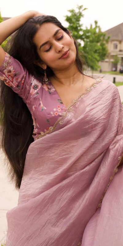 Lavender Gold Crush Lace Border Work Saree | Sarees, Bollywood Sarees, Creative Sarees, Designer Sarees, Embroidered Sarees, Ethnic Saree, Modern Digital sarees, Party Wear Sarees