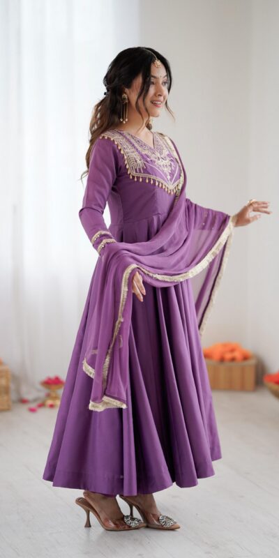 Lavender Roman Silk Lace Work Border Gown | Gowns, Bollywood Gowns, Creative Gowns, Designer Gowns, Embroidered Gowns, Party Wear Gowns