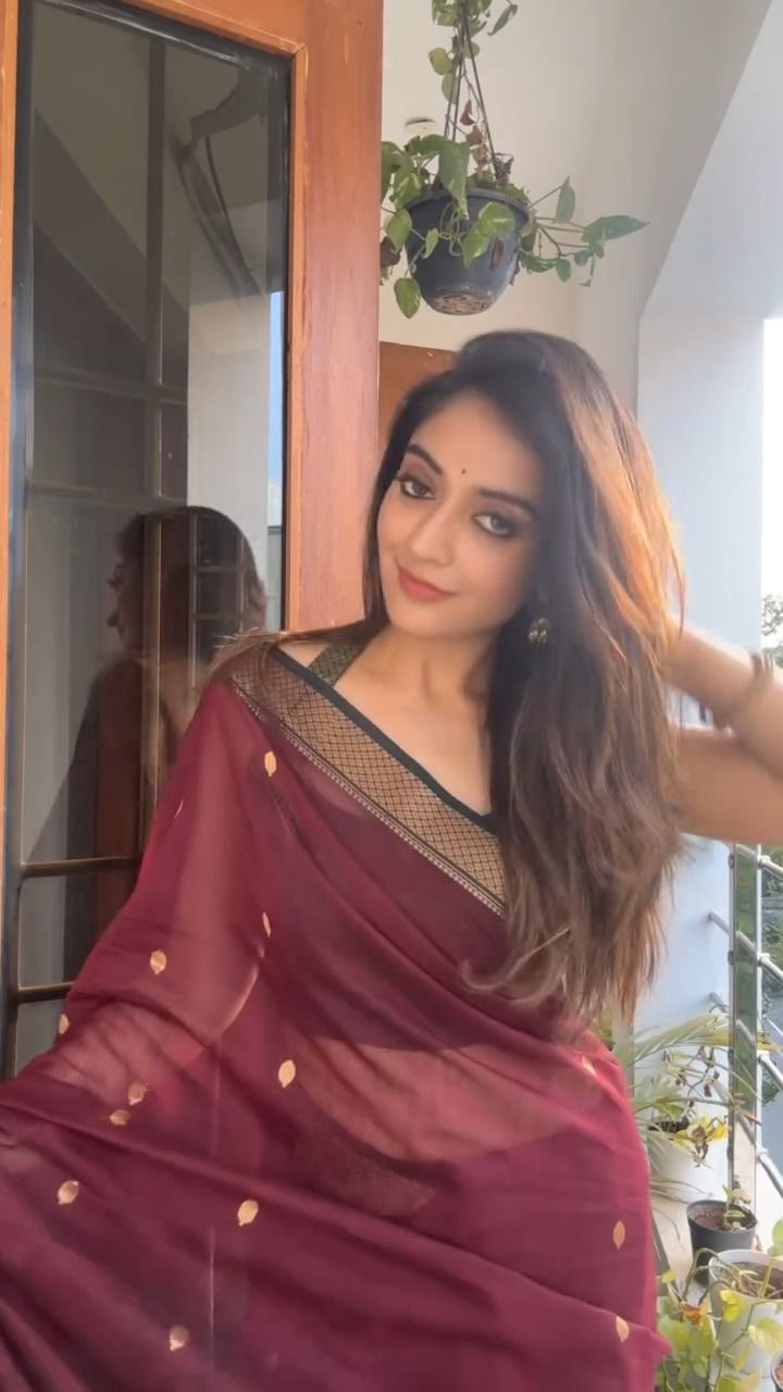 Maroon Soft Lichi Silk Rich Pallu Border Work Saree | Sarees, Bollywood Sarees, Creative Sarees, Designer Sarees, Embroidered Sarees, Ethnic Saree, Modern Digital sarees, Party Wear Sarees