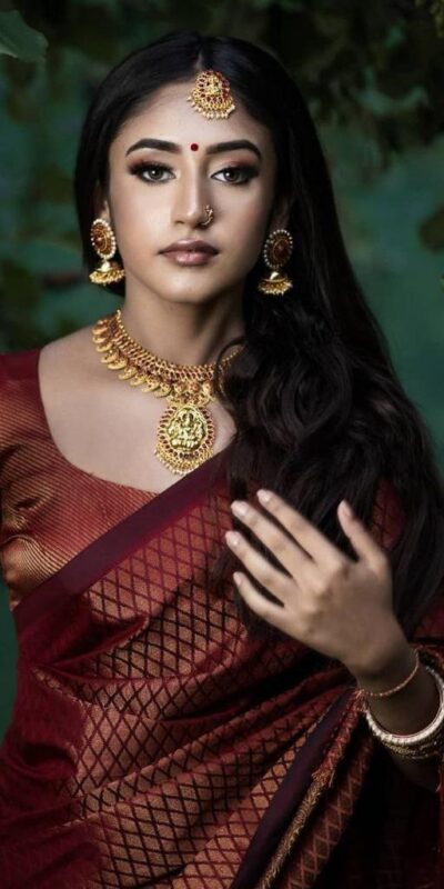 Maroon Soft Litchi Silk Jacquard Work On All Over Saree | Sarees, Bollywood Sarees, Creative Sarees, Designer Sarees, Embroidered Sarees, Ethnic Saree, Modern Digital sarees, Party Wear Sarees