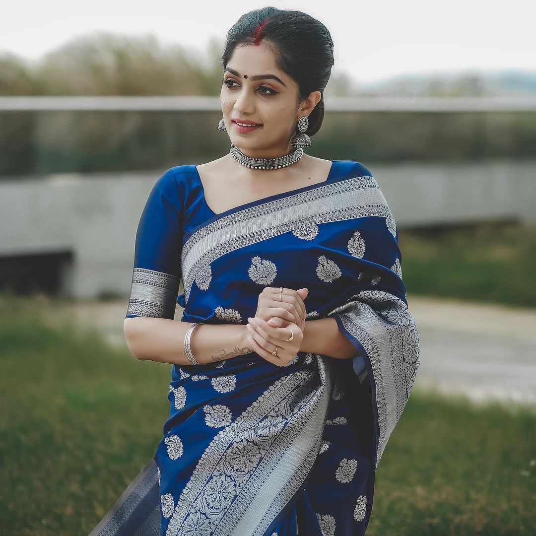 Navy Blue Soft Lichi Silk Lace Border Work Saree | Sarees, Bollywood Sarees, Creative Sarees, Designer Sarees, Embroidered Sarees, Ethnic Saree, Modern Digital sarees, Party Wear Sarees