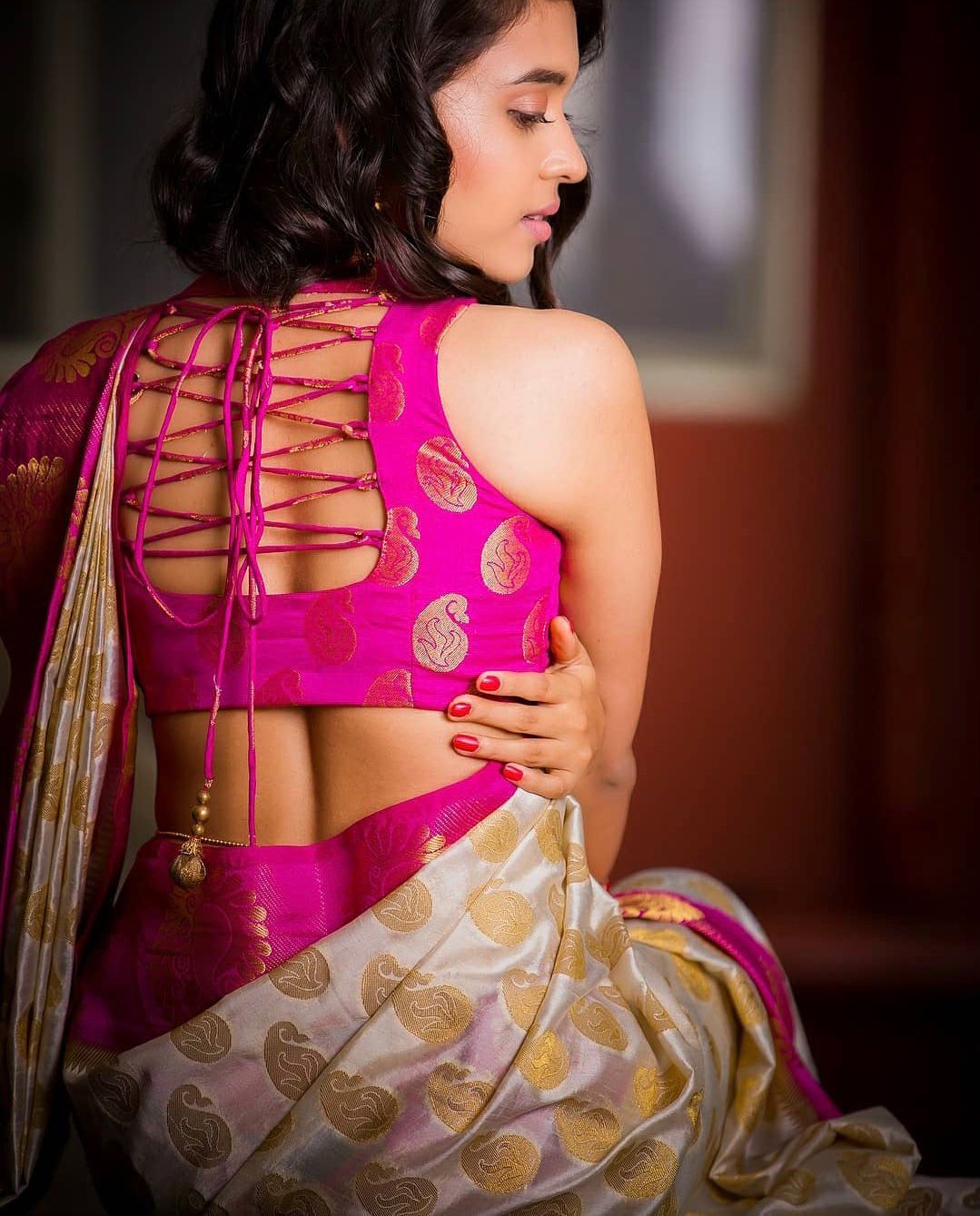 Off White Lichi Silk Rich Pallu Work Saree | Sarees, Bollywood Sarees, Creative Sarees, Designer Sarees, Embroidered Sarees, Ethnic Saree, Modern Digital sarees, Party Wear Sarees