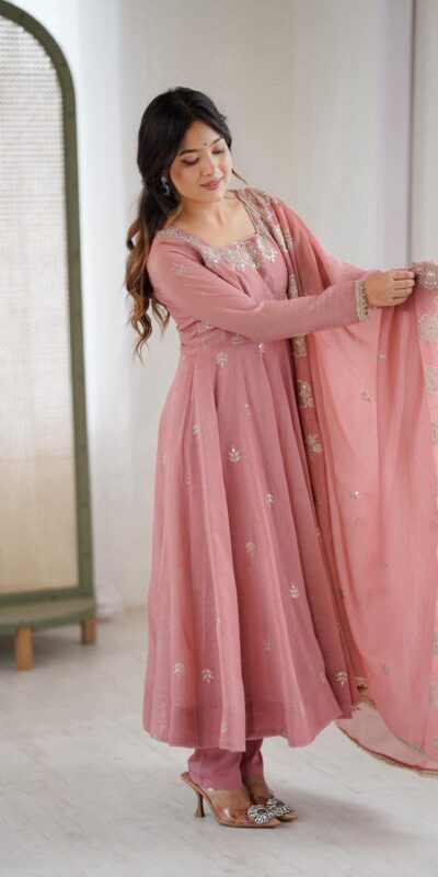 Onion Crunchy Silk Embroidery Work Gown | Gowns, Bollywood Gowns, Creative Gowns, Designer Gowns, Embroidered Gowns, Party Wear Gowns