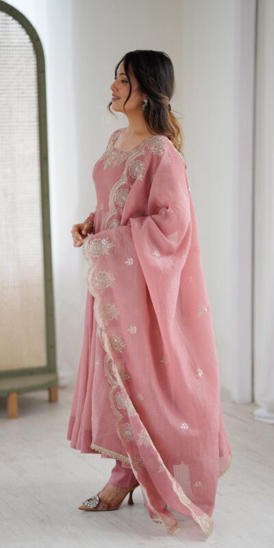 Onion Crunchy Silk Embroidery Work Gown | Gowns, Bollywood Gowns, Creative Gowns, Designer Gowns, Embroidered Gowns, Party Wear Gowns