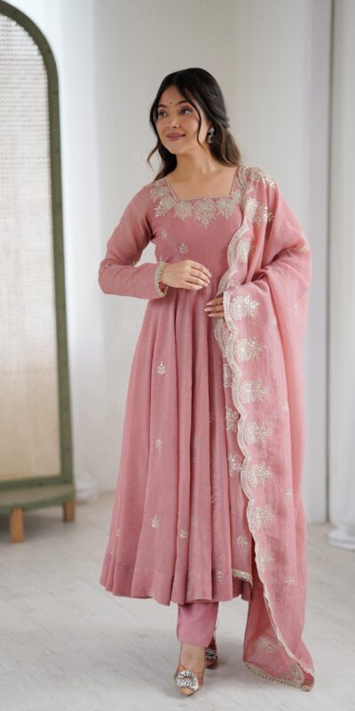 Onion Crunchy Silk Embroidery Work Gown | Gowns, Bollywood Gowns, Creative Gowns, Designer Gowns, Embroidered Gowns, Party Wear Gowns