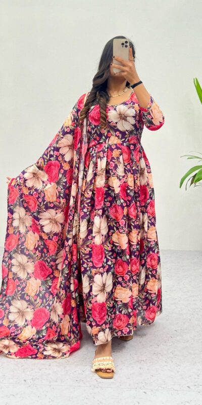 Pink Heavy Chinon Printed Gown with
Dupatta | Gowns, Bollywood Gowns, Creative Gowns, Designer Gowns, Embroidered Gowns, Party Wear Gowns