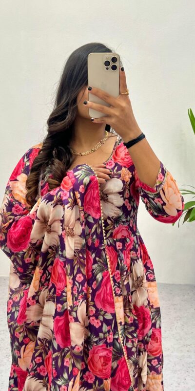 Pink Heavy Chinon Printed Gown with
Dupatta | Gowns, Bollywood Gowns, Creative Gowns, Designer Gowns, Embroidered Gowns, Party Wear Gowns