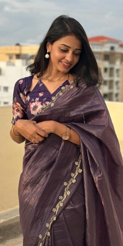 Purple Gold Crush Lace Border Work Saree | Sarees, Bollywood Sarees, Creative Sarees, Designer Sarees, Embroidered Sarees, Ethnic Saree, Modern Digital sarees, Party Wear Sarees