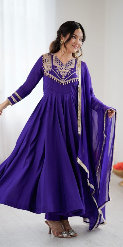 Purple Roman Silk Lace Work Border Gown | Gowns, Bollywood Gowns, Creative Gowns, Designer Gowns, Embroidered Gowns, Party Wear Gowns