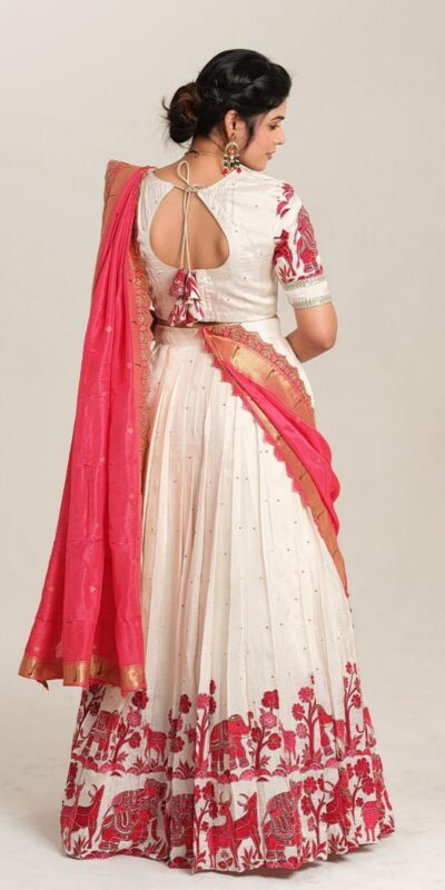 Red Cotton Print Lehenga Choli | Lehenga, Bollywood Lehenga, Creative Lehenga, Designer Lehenga, Embroidered Lehenga, Party Wear Lehenga