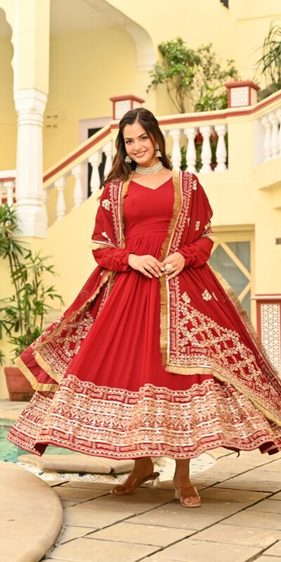 Red Faux Blooming Zari Sequins Work Gown | Gowns, Bollywood Gowns, Creative Gowns, Designer Gowns, Embroidered Gowns, Party Wear Gowns
