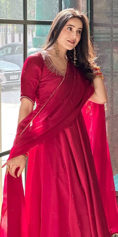 Red Fendy Silk Lace Border Work Gown | Gowns, Bollywood Gowns, Creative Gowns, Designer Gowns, Embroidered Gowns, Party Wear Gowns