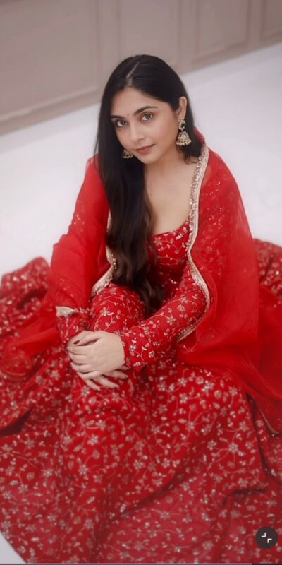 Red Georgette With Embroidery Sequence Gown | Gowns, Bollywood Gowns, Creative Gowns, Designer Gowns, Embroidered Gowns, Party Wear Gowns