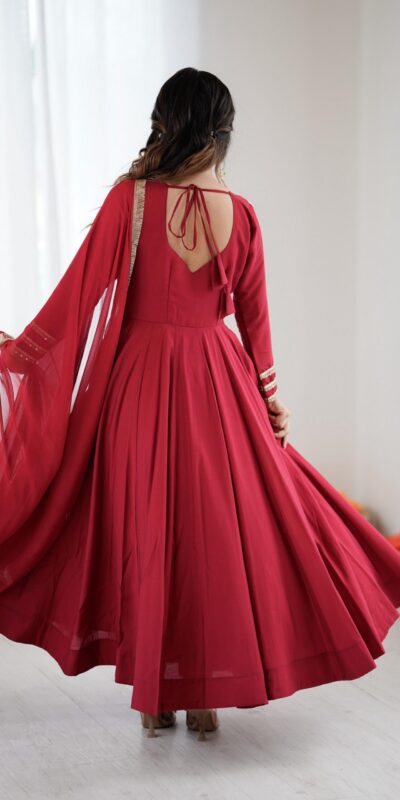 Red Roman Silk Lace Work Border Gown | Gowns, Bollywood Gowns, Creative Gowns, Designer Gowns, Embroidered Gowns, Party Wear Gowns