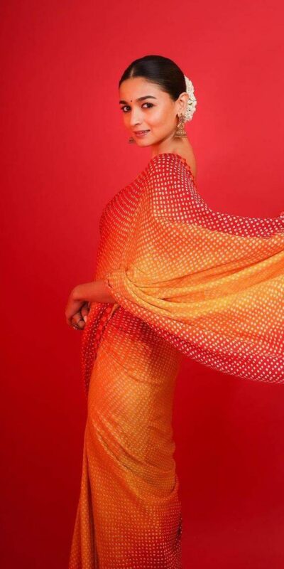 Red Satin Creap Silk Heavy Satin Zari Saree | Sarees, Bollywood Sarees, Creative Sarees, Designer Sarees, Embroidered Sarees, Ethnic Saree, Modern Digital sarees, Party Wear Sarees