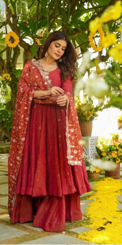 Red Simmar Silk Embroidery Work Anarkali Suit | Anarkali Suits, Bollywood Anarkali, Creative-Anarkali, Designer Anarkali, Embroidered Anarkali, Party Wear Anarkali