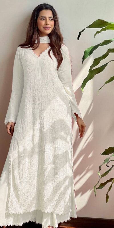 White Georgette Thread Embroidery Salwar Suit | Salwar suit, Casual Suits, Creative suits, Designer Suits, Palazzo Suits, Party Wear Suits, Patiala Suits, Straight Suits