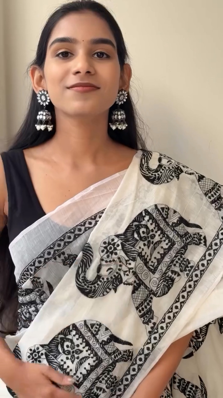 White Soft Cotton Digital Print Lace Work Saree | Sarees, Bollywood Sarees, Creative Sarees, Designer Sarees, Embroidered Sarees, Ethnic Saree, Modern Digital sarees, Party Wear Sarees