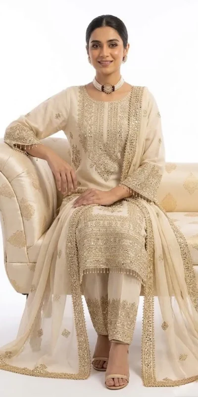 ZD 10020 Off White Chinon Silk Salwar Suit Perfect for Wedding, Party, Ganesh Chaturthi, Baby Shower, Makar Sankranti – . Affordable Price ₹1999. | Jump Suits, Salwar suit, Casual Suits, Creative suits, Designer Suits, Palazzo Suits, Party Wear Suits, Patiala Suits, Straight Suits