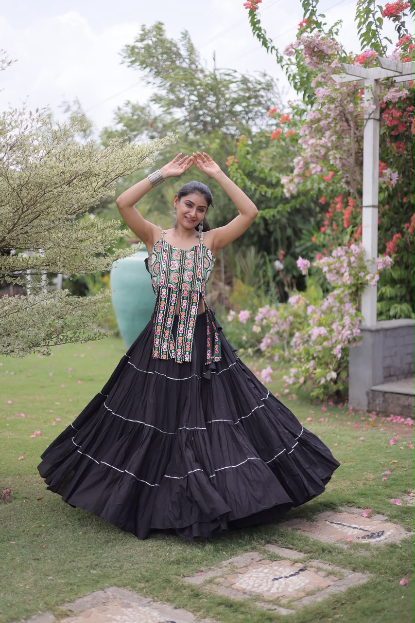 KA 5075 Black Kora Cotton Lehenga Choli erfect for Wedding, Party, Haldi, Traditional Day, Makar Sankranti – . Special Price ₹2899. Delivery 4-6 Working | Lehenga, Bollywood Lehenga, Creative Lehenga, Designer Lehenga, Embroidered Lehenga, Party Wear Lehenga