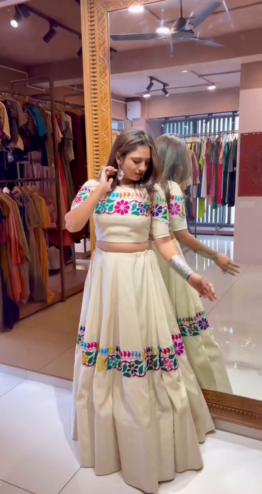 AD 211 White Kora Cotton Lehenga Choli erfect for Wedding, Party, Haldi, Traditional Day, Makar Sankranti – . Special Price ₹2049. Delivery 4-6 Working | Lehenga, Bollywood Lehenga, Creative Lehenga, Designer Lehenga, Embroidered Lehenga, Party Wear Lehenga