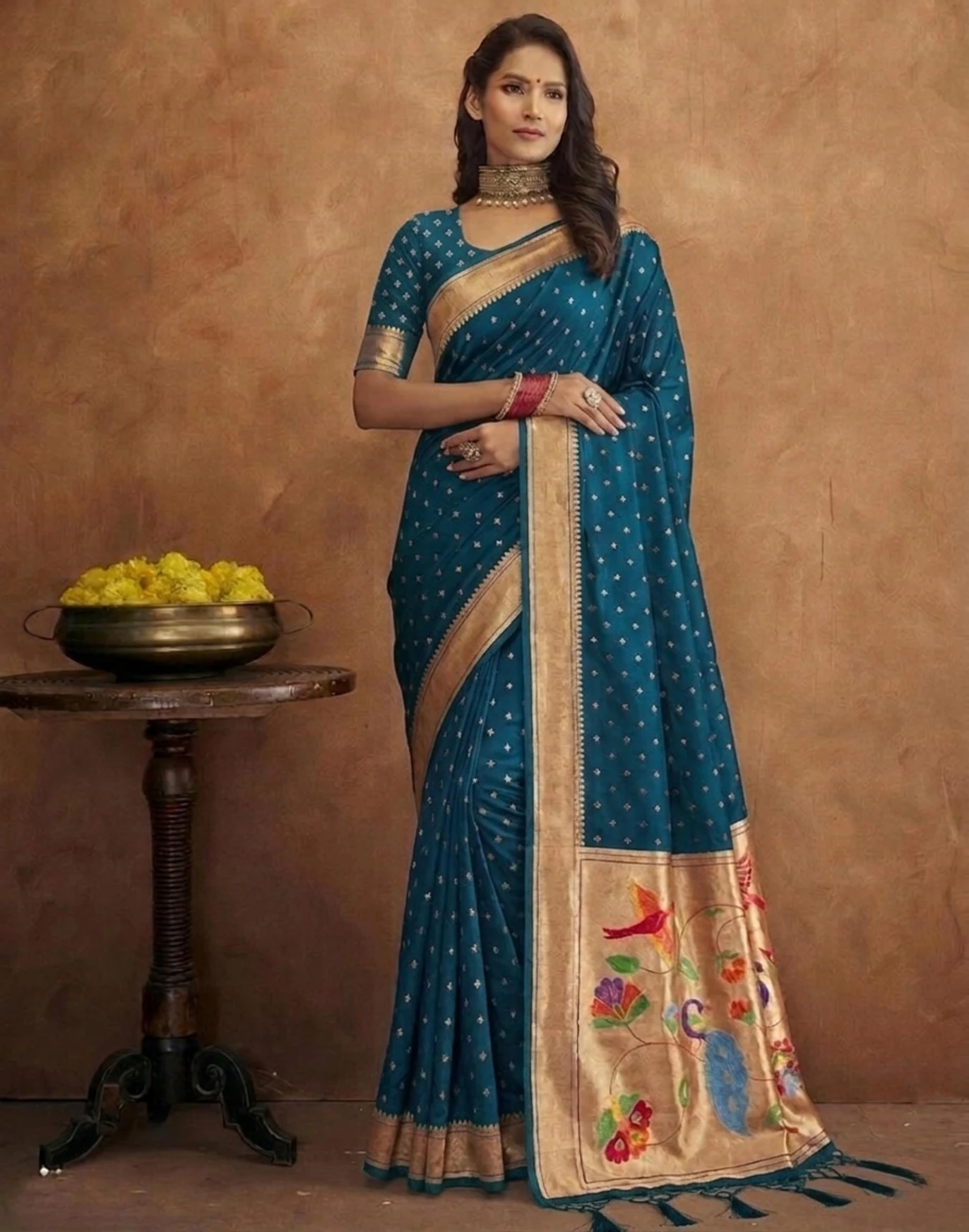 Elegant Rama Jamdani Cotton Silk Zari Butti Work Saree - Image 2