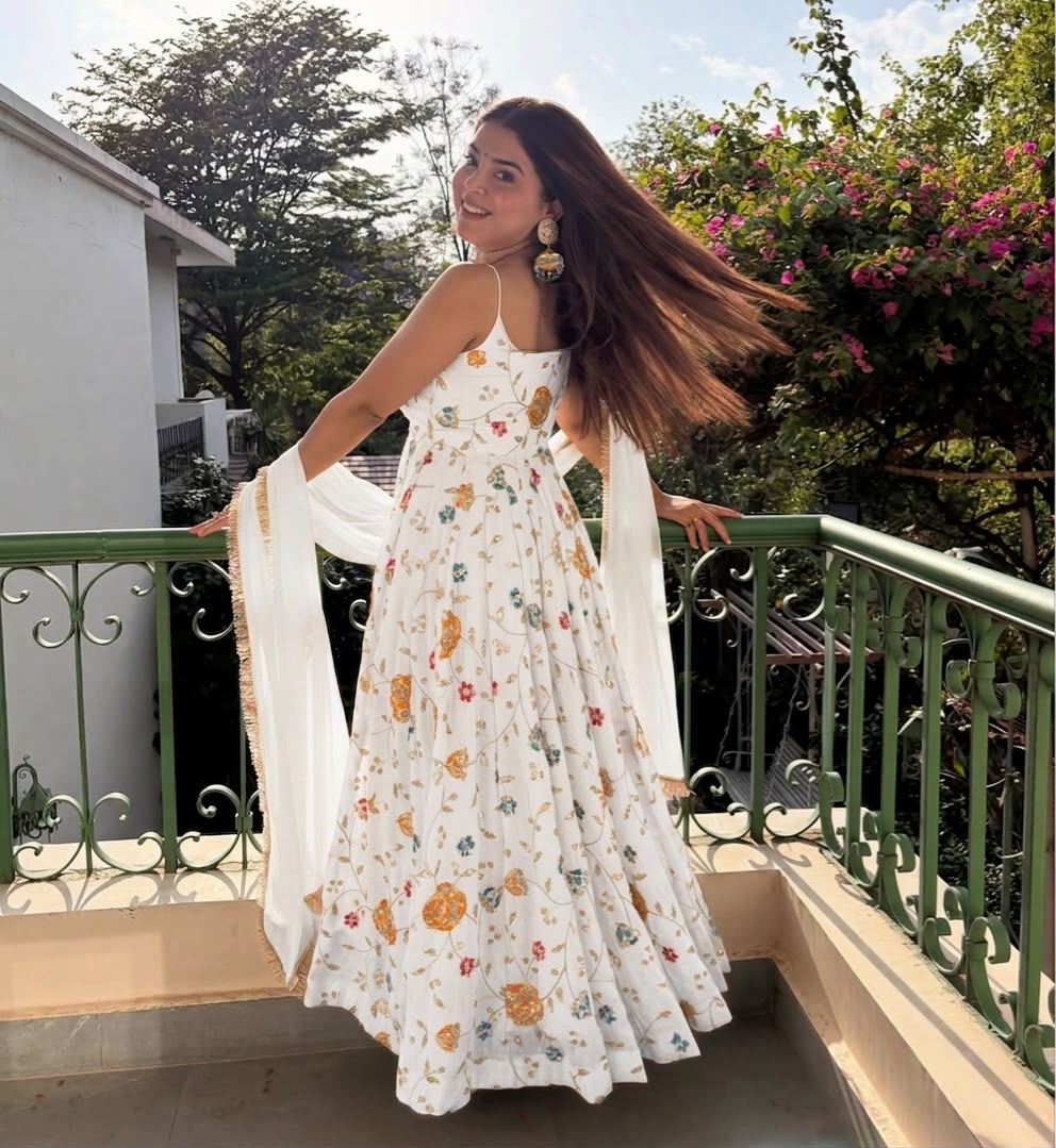 MF 521 White Crushi Silk Salwar Suit Perfect for Wedding, Party, Onam, Karwa Chauth, Housewarming – . Best Price ₹2399. Delivery 4-6 Working Days. Shop now. | Anarkali Suits, Bollywood Anarkali, Creative-Anarkali, Designer Anarkali, Embroidered Anarkali, Party Wear Anarkali