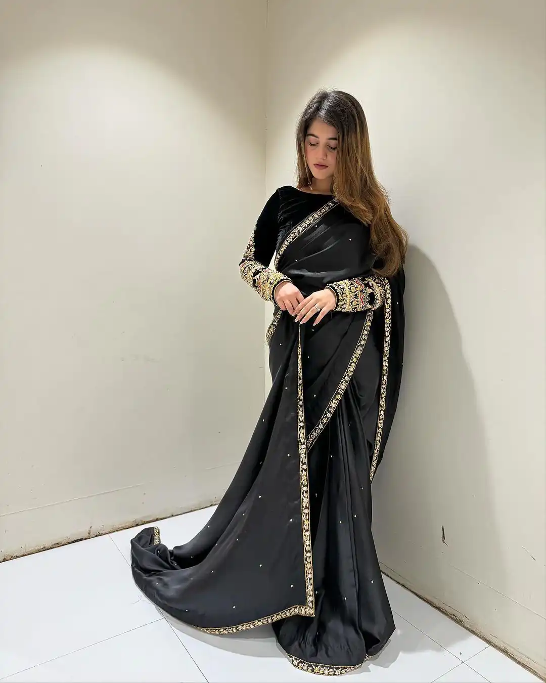 Black 9000 Velvet Embroidery Lace Work Saree | Sarees, Bollywood Sarees, Creative Sarees, Designer Sarees, Embroidered Sarees, Ethnic Saree, Modern Digital sarees, Party Wear Sarees