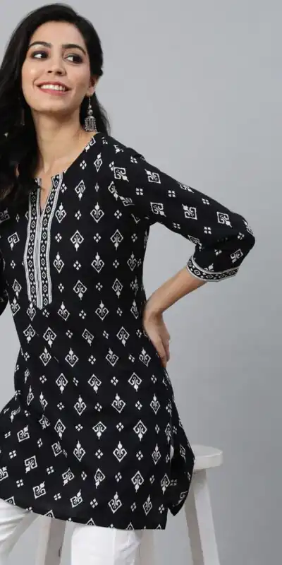Black Cotton Printed Kurti | Kurti, Bollywood Kurti, Creative Kurtis, Designer Kurti, Party Wear Kurti, Selfie Kurti