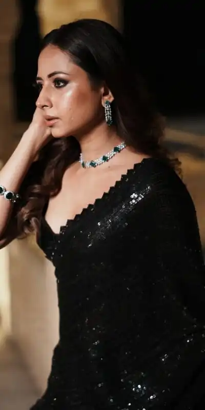 Black Georgette Embroidery Lace Work Saree | Sarees, Bollywood Sarees, Creative Sarees, Designer Sarees, Embroidered Sarees, Ethnic Saree, Modern Digital sarees, Party Wear Sarees