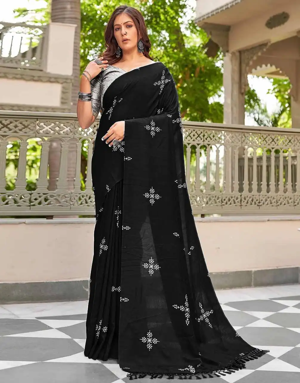 Black Natural Silk With Thread Embroidery Saree | Sarees, Bollywood Sarees, Creative Sarees, Designer Sarees, Embroidered Sarees, Ethnic Saree, Modern Digital sarees, Party Wear Sarees