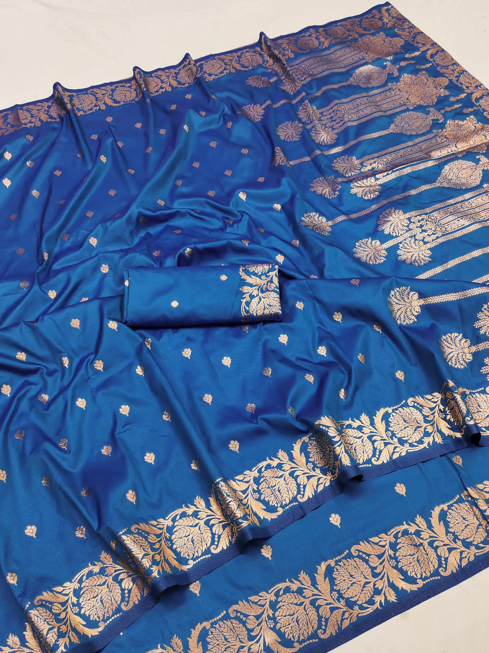 Blue Banarasi Silk With Lace and Zari Work Saree | Sarees, Bollywood Sarees, Creative Sarees, Designer Sarees, Embroidered Sarees, Ethnic Saree, Modern Digital sarees, Party Wear Sarees