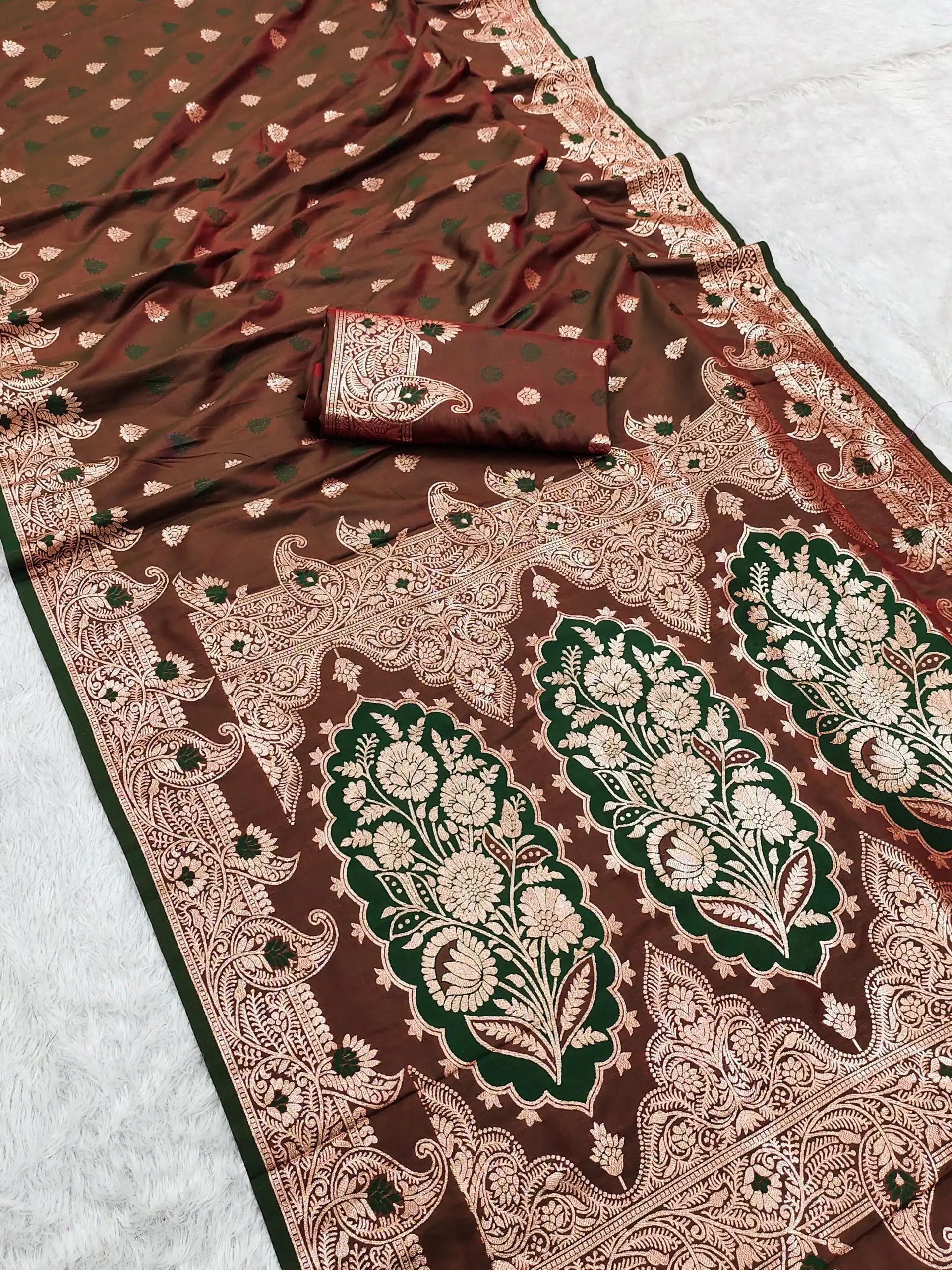Brown Banarasi Lace Zari Work Saree | Sarees, Bollywood Sarees, Creative Sarees, Designer Sarees, Embroidered Sarees, Ethnic Saree, Modern Digital sarees, Party Wear Sarees