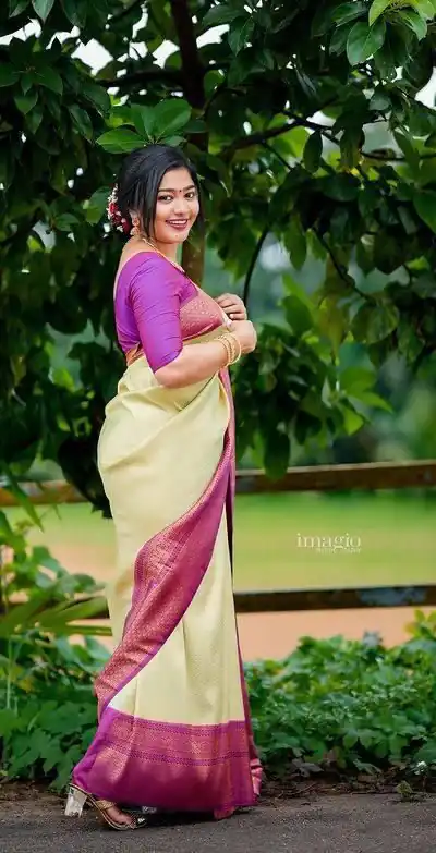 Cream Lichi Silk Lace Border Work Saree | Sarees, Bollywood Sarees, Creative Sarees, Designer Sarees, Embroidered Sarees, Ethnic Saree, Modern Digital sarees, Party Wear Sarees