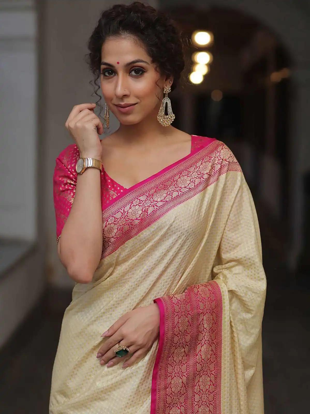 Cream Soft Lichi Silk Jacquard Rich Pallu Saree | Sarees, Bollywood Sarees, Creative Sarees, Designer Sarees, Embroidered Sarees, Ethnic Saree, Modern Digital sarees, Party Wear Sarees