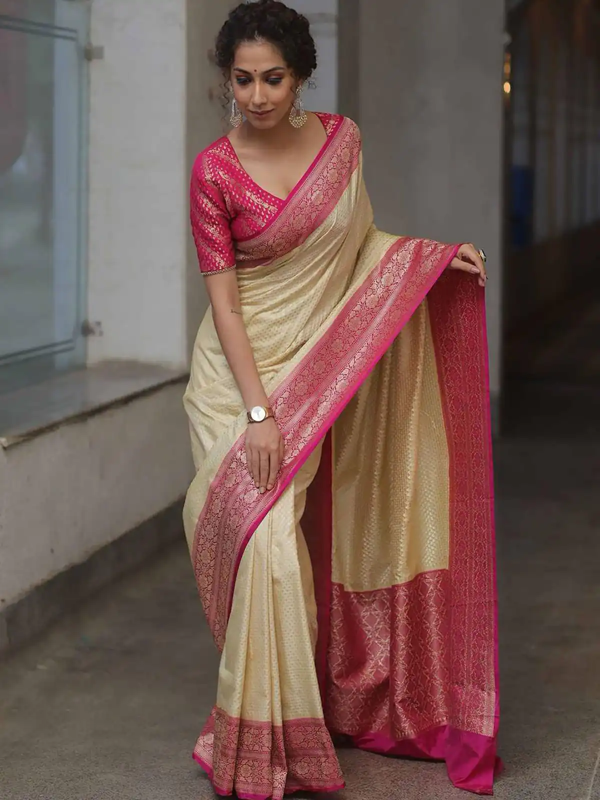 Cream Soft Lichi Silk Jacquard Rich Pallu Saree | Sarees, Bollywood Sarees, Creative Sarees, Designer Sarees, Embroidered Sarees, Ethnic Saree, Modern Digital sarees, Party Wear Sarees