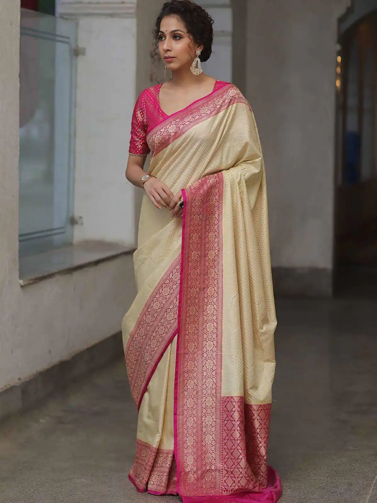 Cream Soft Lichi Silk Jacquard Rich Pallu Saree | Sarees, Bollywood Sarees, Creative Sarees, Designer Sarees, Embroidered Sarees, Ethnic Saree, Modern Digital sarees, Party Wear Sarees