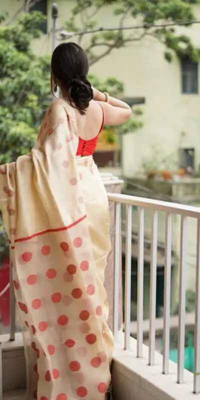Cream Soft Lilan Weaving Work Saree | Sarees, Bollywood Sarees, Creative Sarees, Designer Sarees, Embroidered Sarees, Ethnic Saree, Modern Digital sarees, Party Wear Sarees