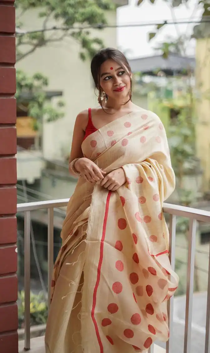 Cream Soft Lilan Weaving Work Saree | Sarees, Bollywood Sarees, Creative Sarees, Designer Sarees, Embroidered Sarees, Ethnic Saree, Modern Digital sarees, Party Wear Sarees