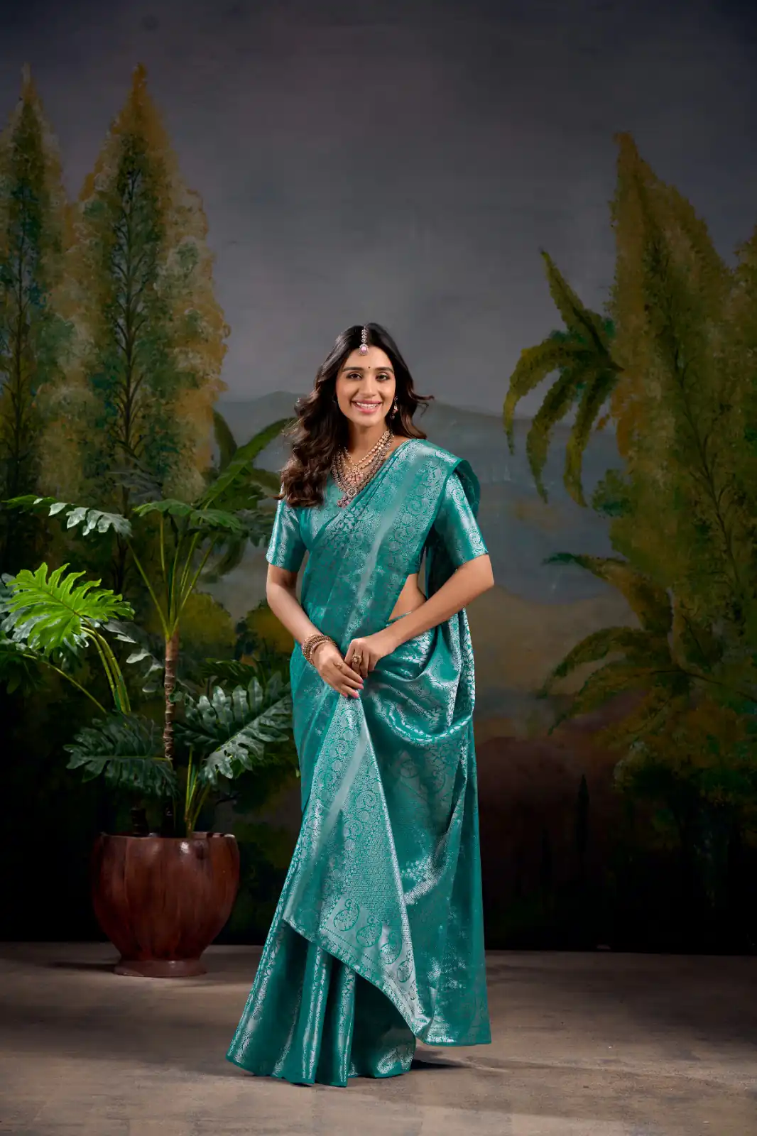 Firozi Kanjivaram Weaving Saree | Sarees, Bollywood Sarees, Creative Sarees, Designer Sarees, Embroidered Sarees, Ethnic Saree, Modern Digital sarees, Party Wear Sarees