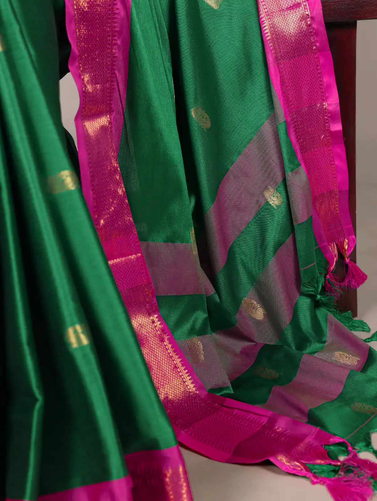 Green Cotton Paithani Saree | Sarees, Bollywood Sarees, Creative Sarees, Designer Sarees, Embroidered Sarees, Ethnic Saree, Modern Digital sarees, Party Wear Sarees