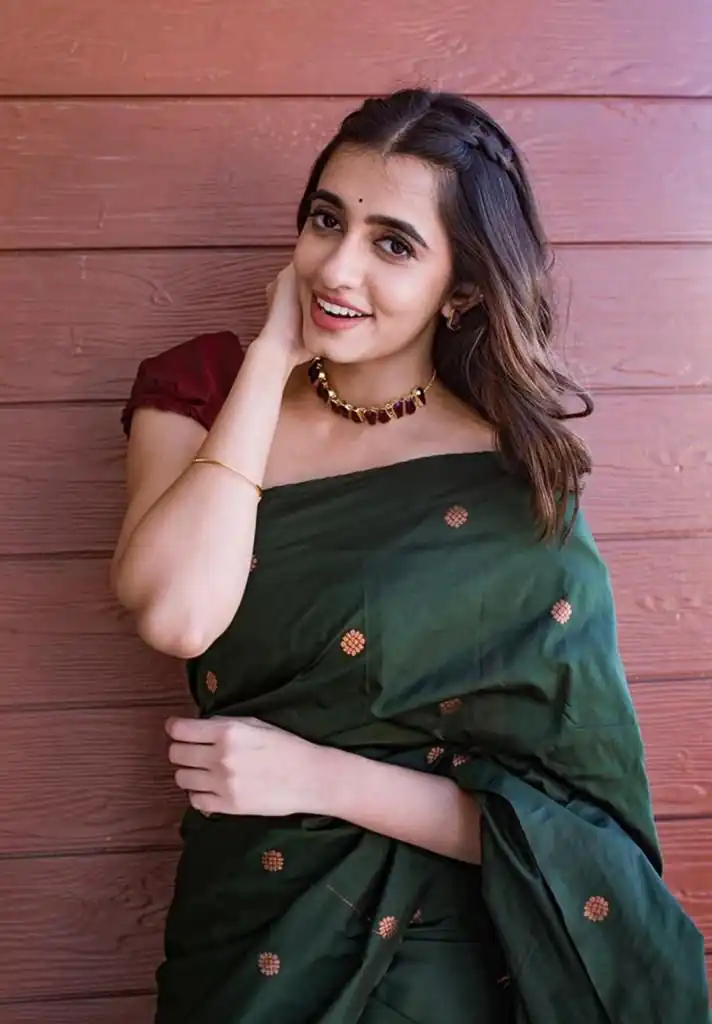 Green Lichi Silk Jacquard Saree | Sarees, Bollywood Sarees, Creative Sarees, Designer Sarees, Embroidered Sarees, Ethnic Saree, Modern Digital sarees, Party Wear Sarees